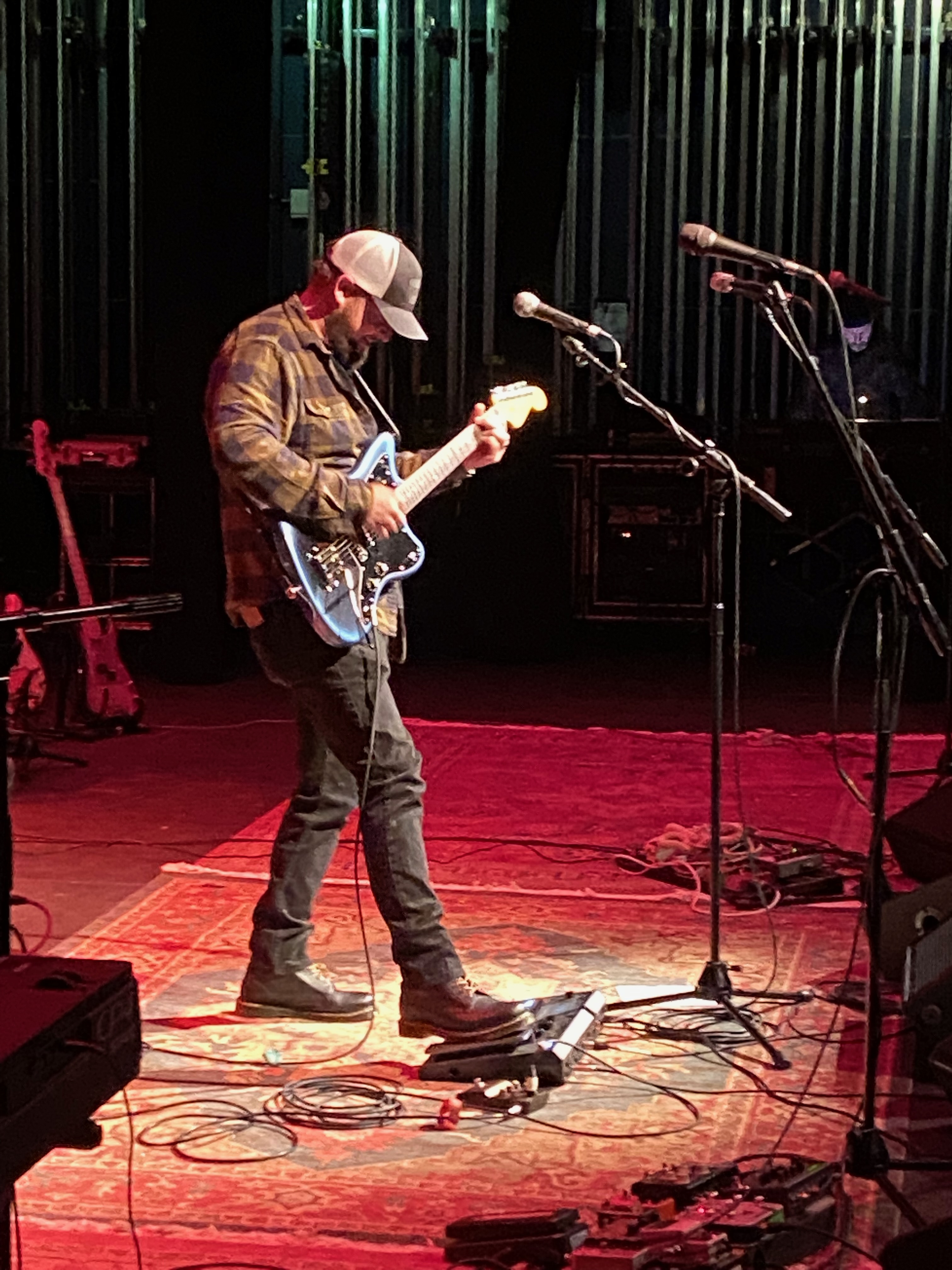 Joe Sims live guitar